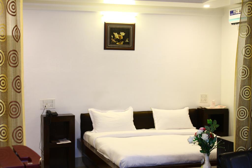 Hotel Rasoi Inn Bilaspur  Bilik gambar