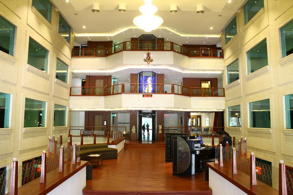 Hotel Rasoi Inn Bilaspur  Luaran gambar
